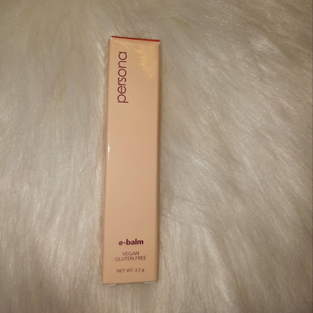 Persona cosmetics E balm tinted lip balm